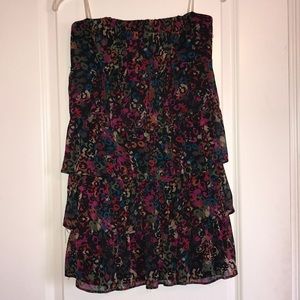 *NWT* Forever 21 Strapless Ruffled Mini Dress